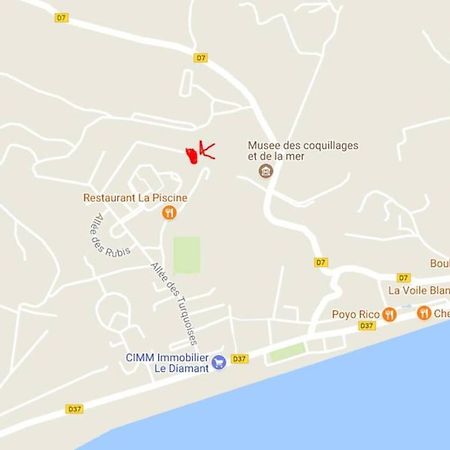 Grand T2 A 700M De La Plage Le Diamant Luaran gambar