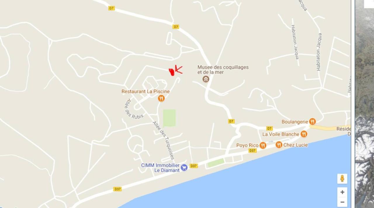 Grand T2 A 700M De La Plage Le Diamant Luaran gambar